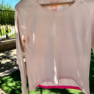 VINTAGE LULULEMON TOP BALLET PINK